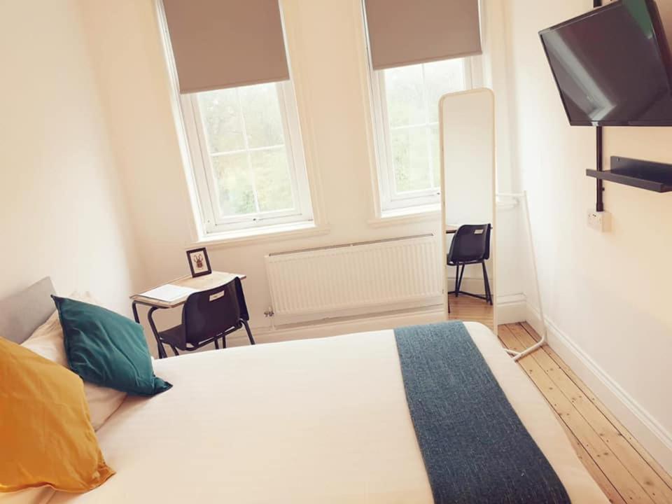 เอนซิลี พาร์ค Hotel Kingston upon Hull ภายนอก รูปภาพ